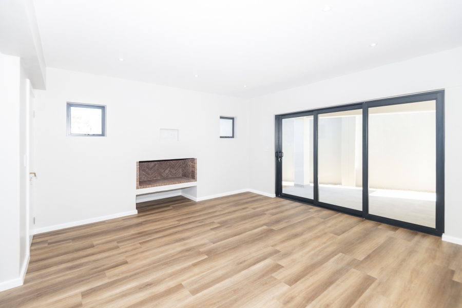 3 Bedroom Property for Sale in Country Club Western Cape